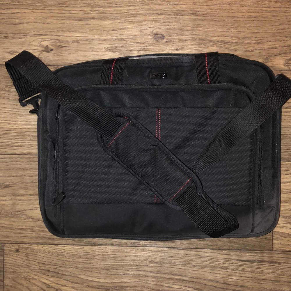 NEW laptop bag